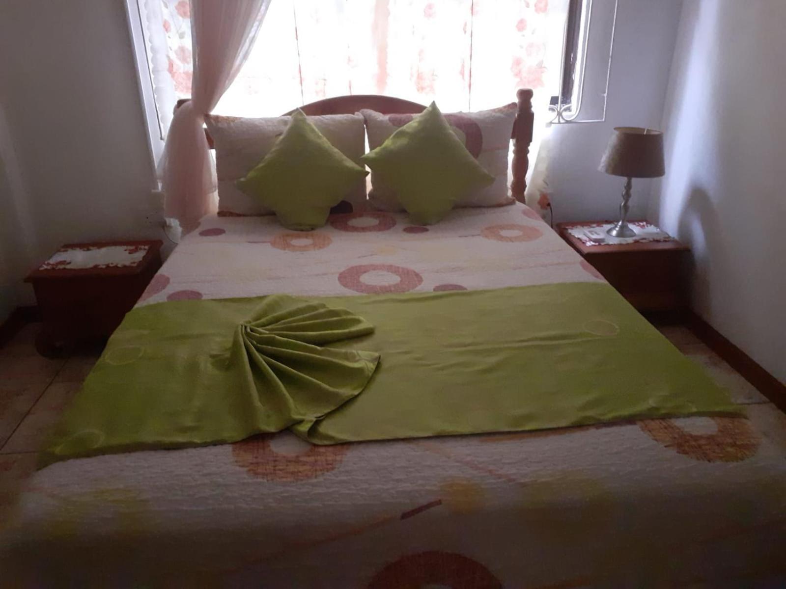 Gigi'S Self Catering Apartment Port Glaud Εξωτερικό φωτογραφία