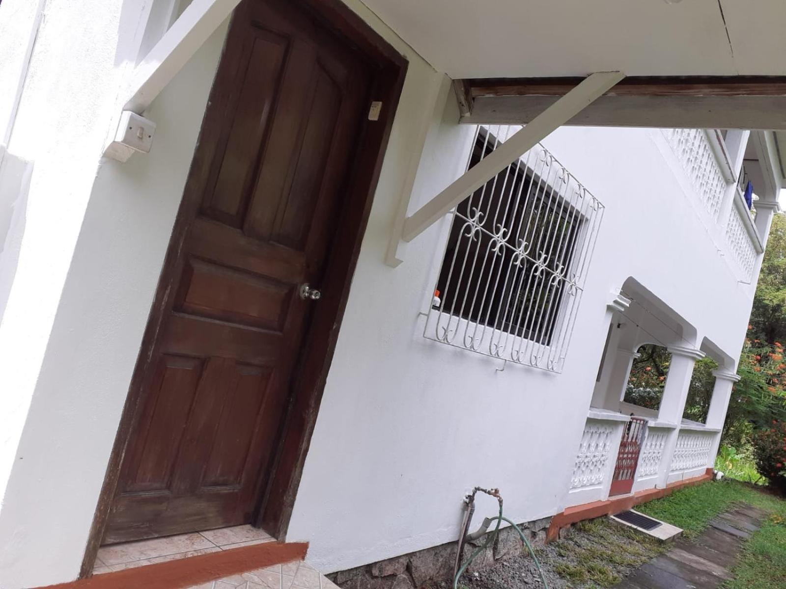 Gigi'S Self Catering Apartment Port Glaud Εξωτερικό φωτογραφία