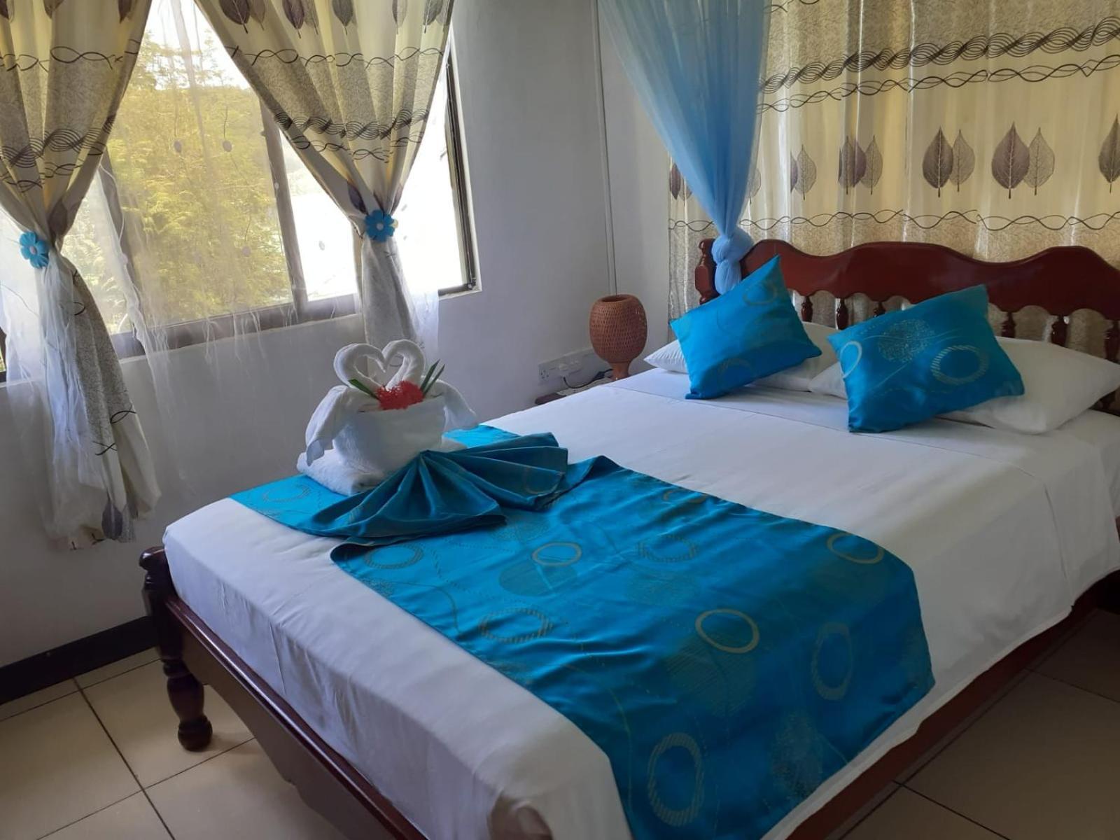 Gigi'S Self Catering Apartment Port Glaud Εξωτερικό φωτογραφία