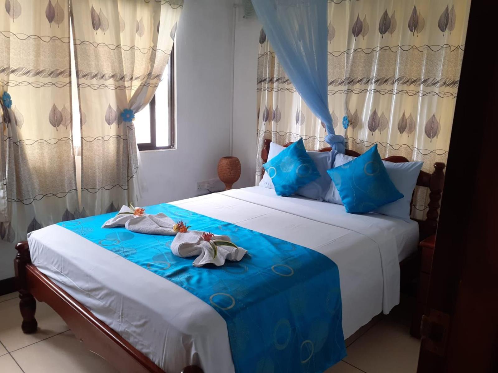 Gigi'S Self Catering Apartment Port Glaud Εξωτερικό φωτογραφία